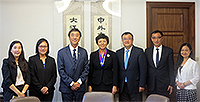 Prof. Chen Xu (middle), Party Secretary of Tsinghua University, leads a delegation to visit CUHK